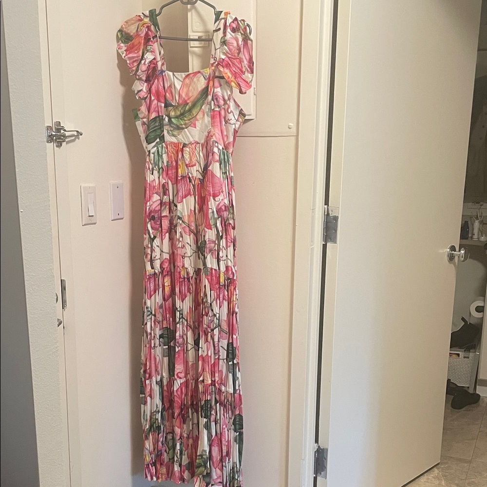 Floral Maxi Dress with Ruffle Sleeves